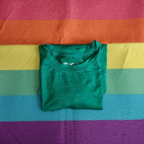 Primary 10 Grass Green Active Shirt - Picture 7 of 7